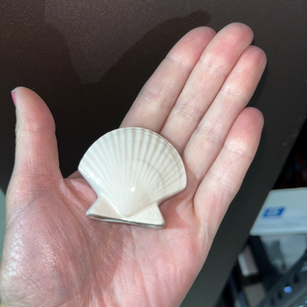 SEASHELL DECOR - Picture 4 of 4